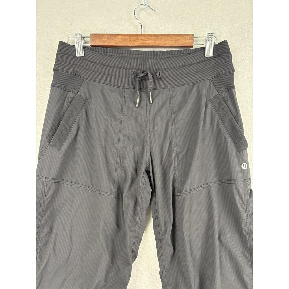 Lululemon Pants Womens 6 Gray Capri Drawstring Waist Pockets Yoga Gym Athletic - Picture 2 of 9